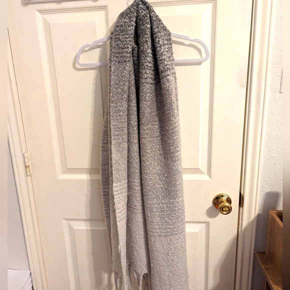 ✨3/$15✨ Women's Blanket Throw Wrap - Picture 1 of 9